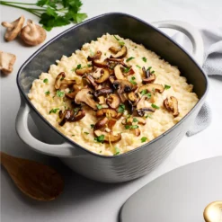 Tramontina Prisma 7-qt. Enameled Cast-Iron Covered Square Dutch Oven -Tramontina 5749937 ALT4