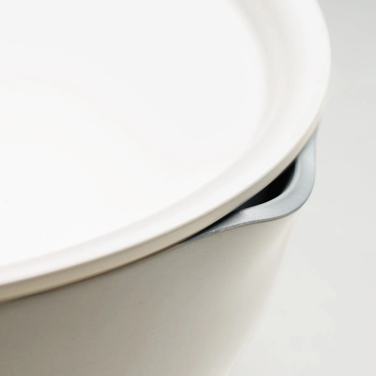 Tramontina All In One Plus Pan, 5 Qt Ceramic Non Stick - Parchment White 12 Tramontina All In One Plus Pan, 5 Qt Ceramic Non Stick - Parchment White - Image 10