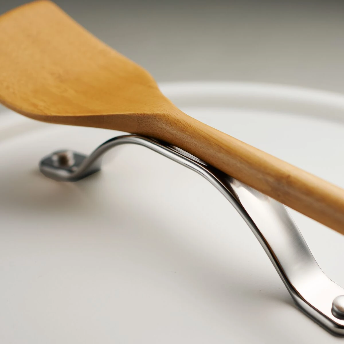 Tramontina All In One Plus Pan, 5 Qt Ceramic Non Stick - Parchment White 7 Tramontina All In One Plus Pan, 5 Qt Ceramic Non Stick - Parchment White - Image 5