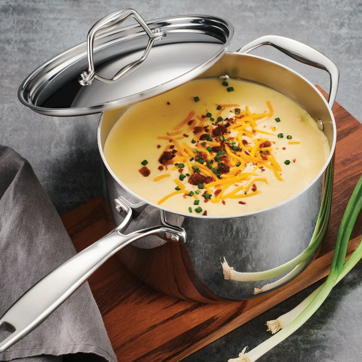 Tramontina 4 Qt Tri-Ply Clad Stainless Steel Covered Sauce Pan 3 Tramontina 4 Qt Tri-Ply Clad Stainless Steel Covered Sauce Pan