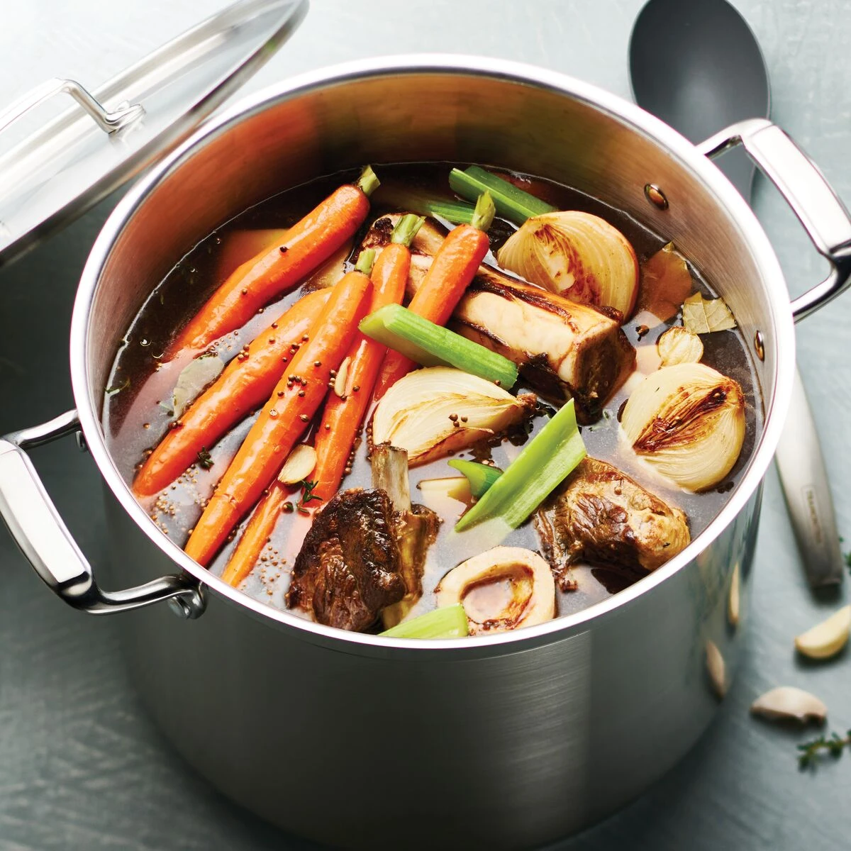 Tramontina 16 Qt Stainless Steel Covered Stock Pot 4 Tramontina 16 Qt Stainless Steel Covered Stock Pot - Image 2