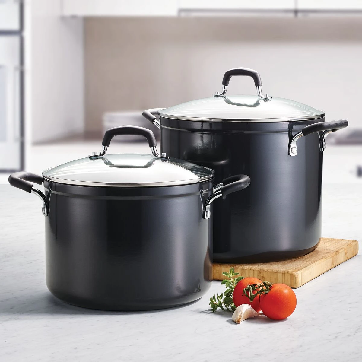 Tramontina 4-Piece Nonstick Stock Pot Set (8 Quart And 12 Quart) 3 Tramontina 4-Piece Nonstick Stock Pot Set (8 Quart And 12 Quart)