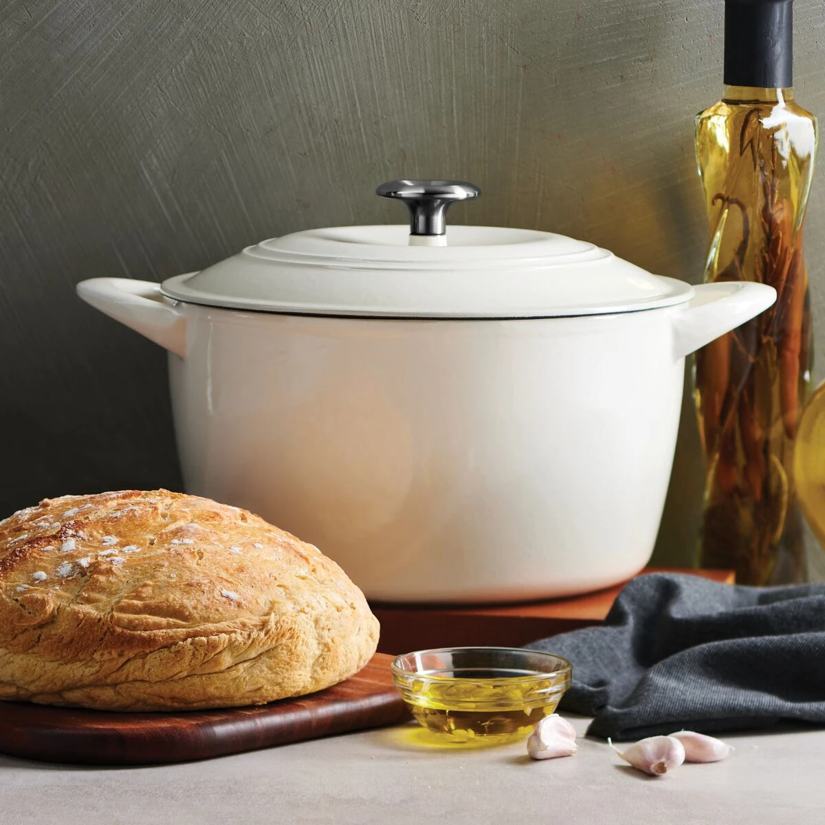 Tramontina 7 Qt Enameled Cast Iron Covered Tall Round Dutch Oven - Latte 3 Tramontina 7 Qt Enameled Cast Iron Covered Tall Round Dutch Oven - Latte