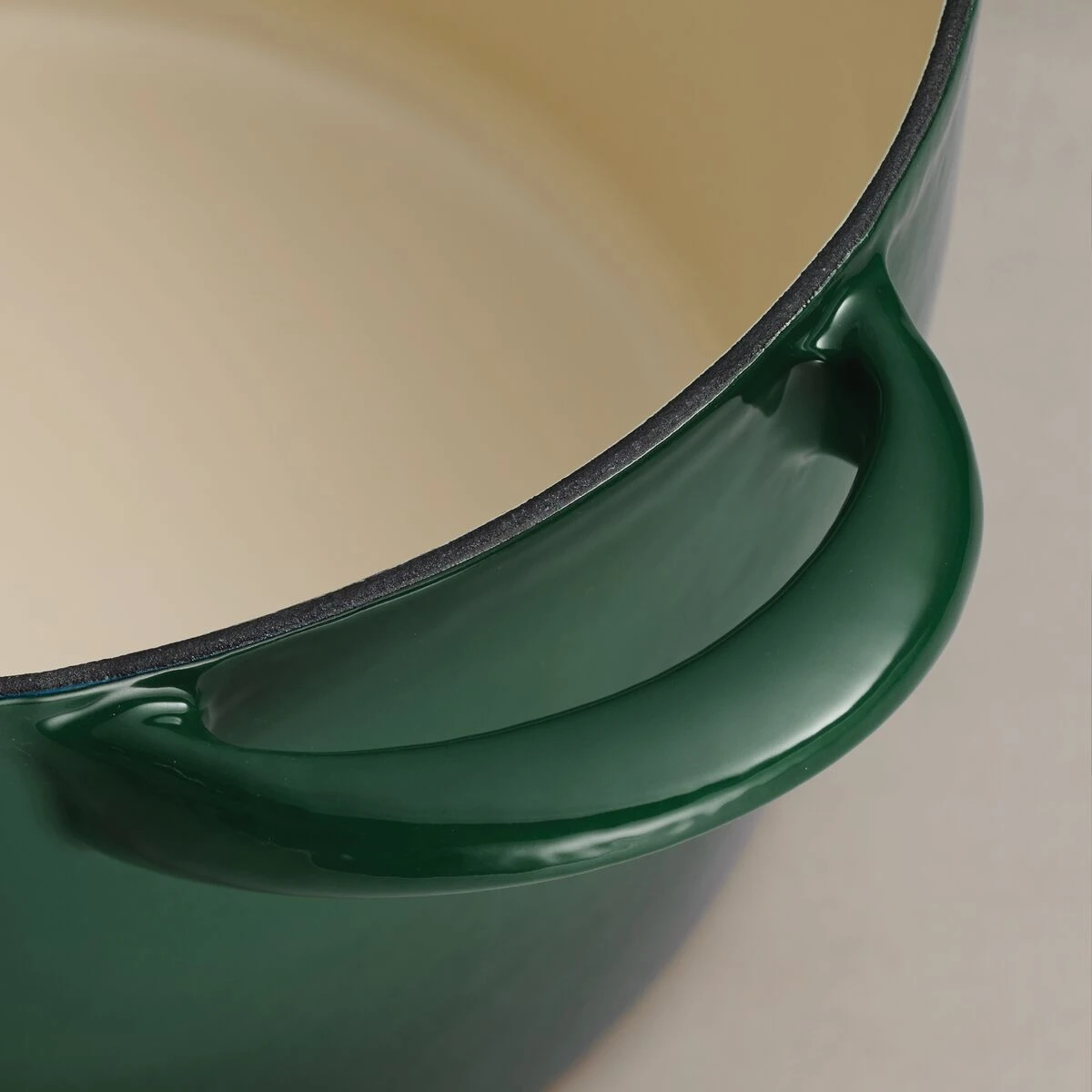 Tramontina 7 Qt Enameled Cast Iron Covered Tall Round Dutch Oven - Basil 8 Tramontina 7 Qt Enameled Cast Iron Covered Tall Round Dutch Oven - Basil - Image 6