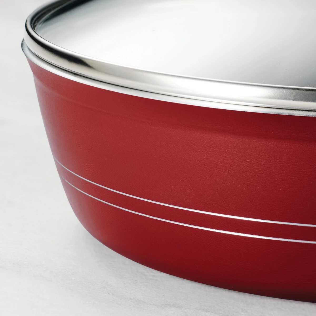 Tramontina Sicilia 4.5 Qt Aluminum Nonstick Covered Dutch Oven - Raspberry 4 Tramontina Sicilia 4.5 Qt Aluminum Nonstick Covered Dutch Oven - Raspberry - Image 2