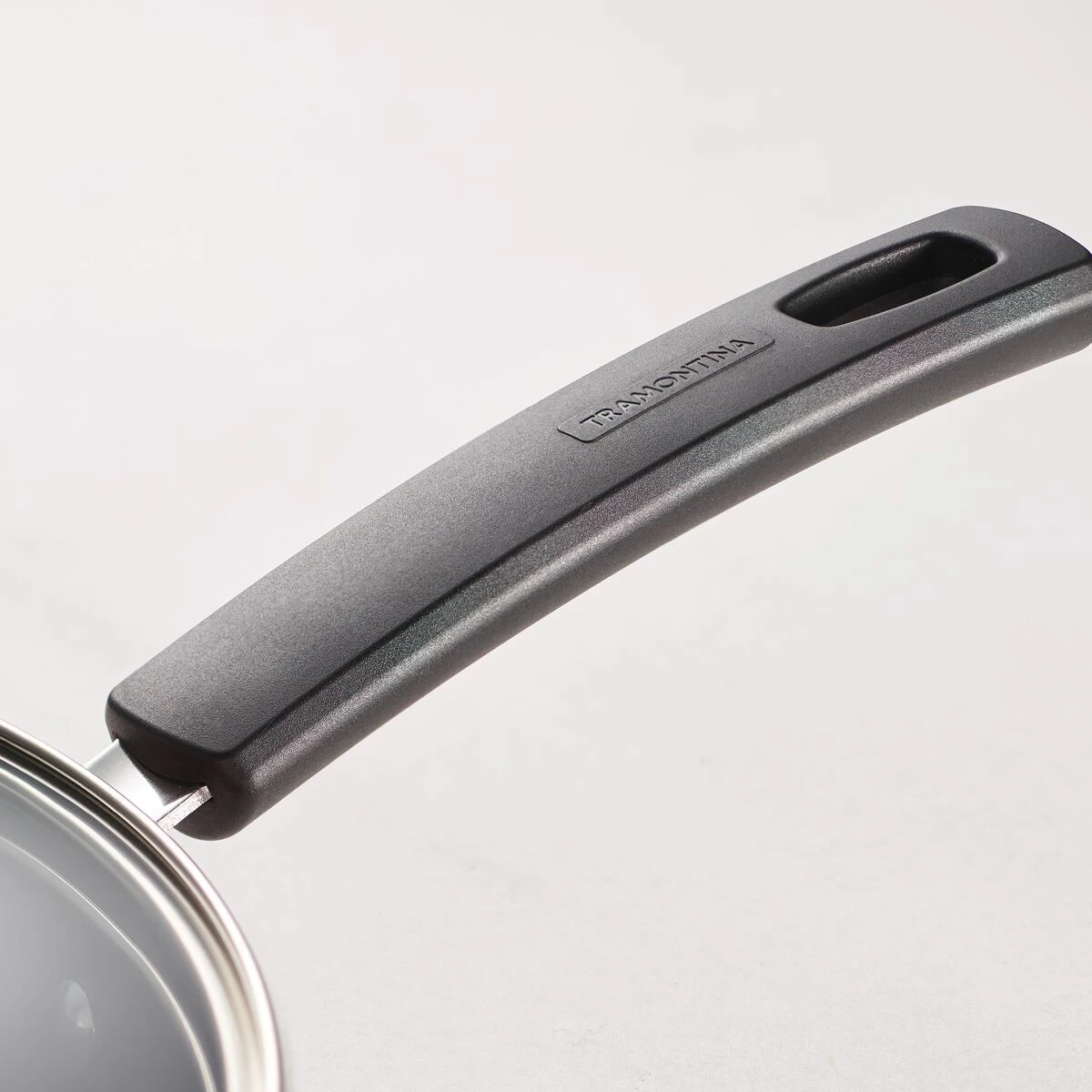 Tramontina Sicilia 4.5 Qt Aluminum Nonstick Covered Chef''s Pan - Hazelnut 8 Tramontina Sicilia 4.5 Qt Aluminum Nonstick Covered Chef''s Pan - Hazelnut - Image 6