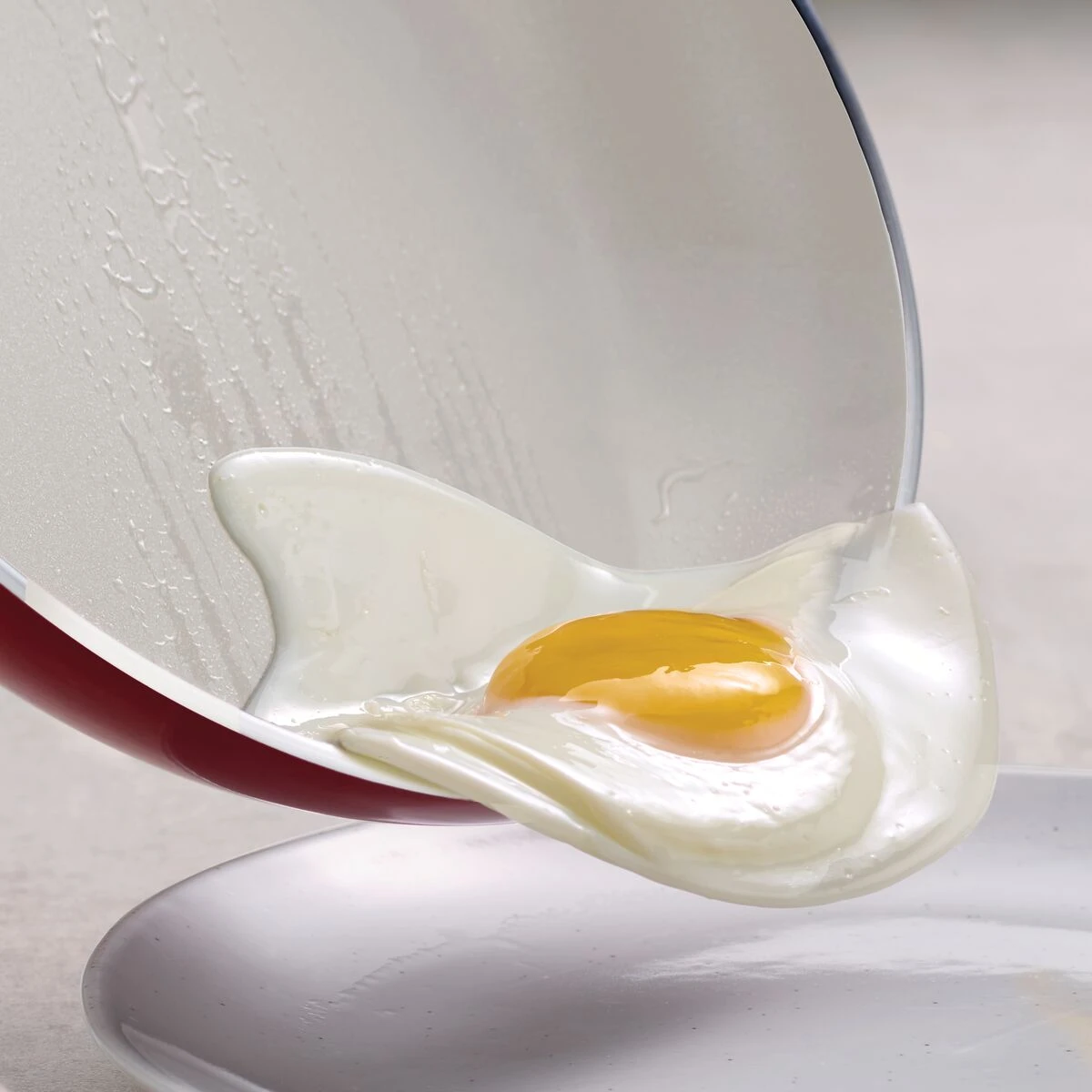 Tramontina 2 Pc Sauté Pans Set - Spice Red 8 Tramontina 2 Pc Sauté Pans Set - Spice Red - Image 6