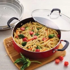 Tramontina 5.5 Quart Nonstick Everyday Pan - Metallic Red
