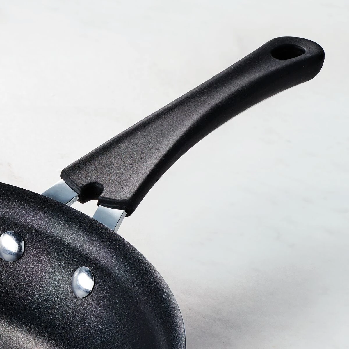 Tramontina 3 Pk Porcelain Enamel Fry Pans - Teal 9 Tramontina 3 Pk Porcelain Enamel Fry Pans - Teal - Image 7