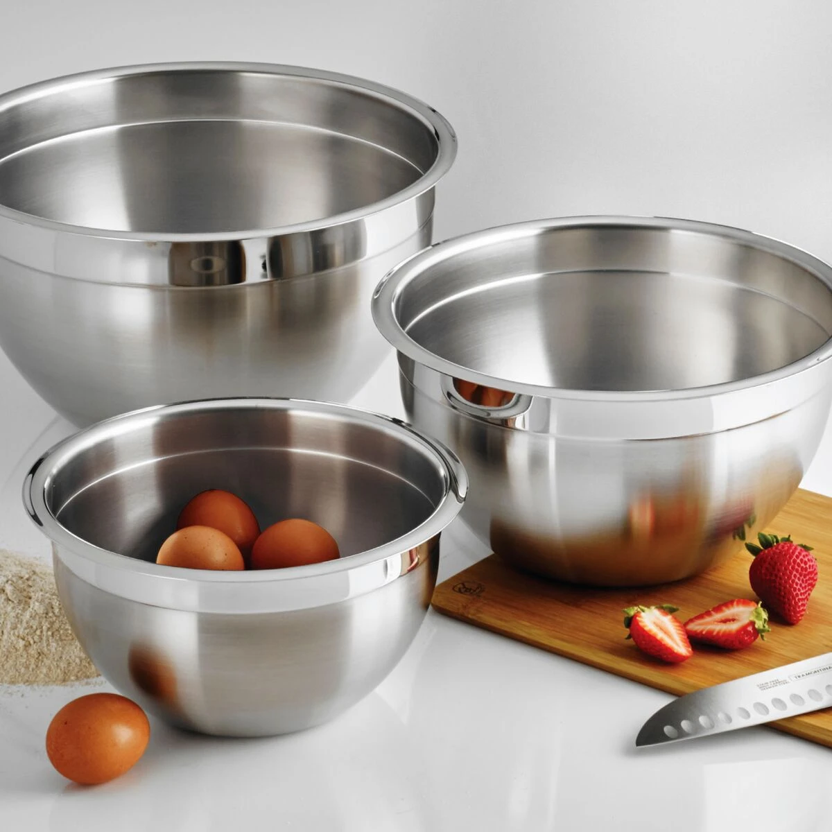 Tramontina 3 Pc Stainless Steel Mixing Bowl Set 9 Tramontina 3 Pc Stainless Steel Mixing Bowl Set - Image 7