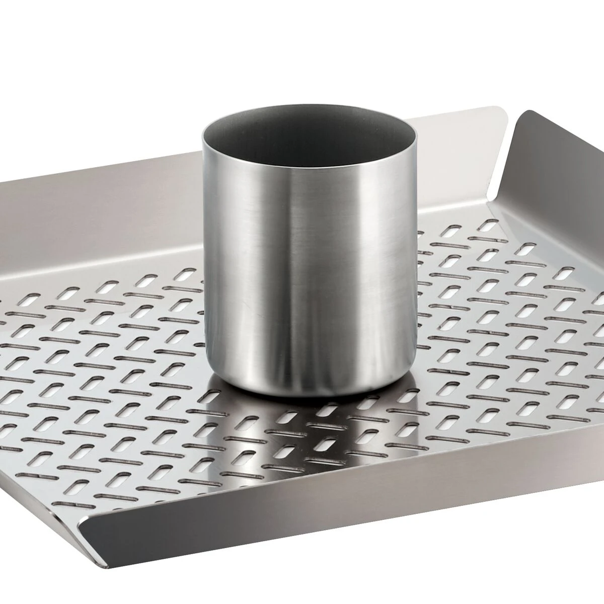 Tramontina Churrasco BBQ Stainless Steel Outdoor Chicken Roaster With Basting Cup 5 Tramontina Churrasco BBQ Stainless Steel Outdoor Chicken Roaster With Basting Cup - Image 3