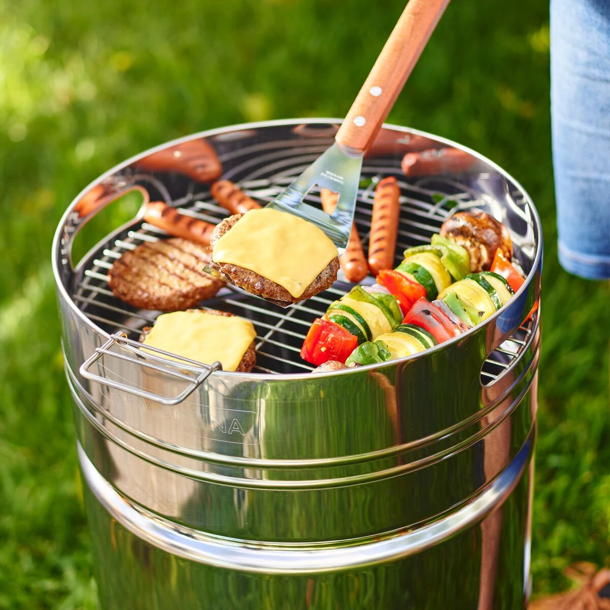 Tramontina 15.5 In Stainless Steel Round BBQ Charcoal Grill With Stand 3 Tramontina 15.5 In Stainless Steel Round BBQ Charcoal Grill With Stand